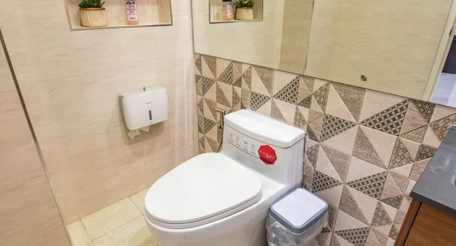For sale 5 ベッドルーム villa in Bang Lamung, Chonburi