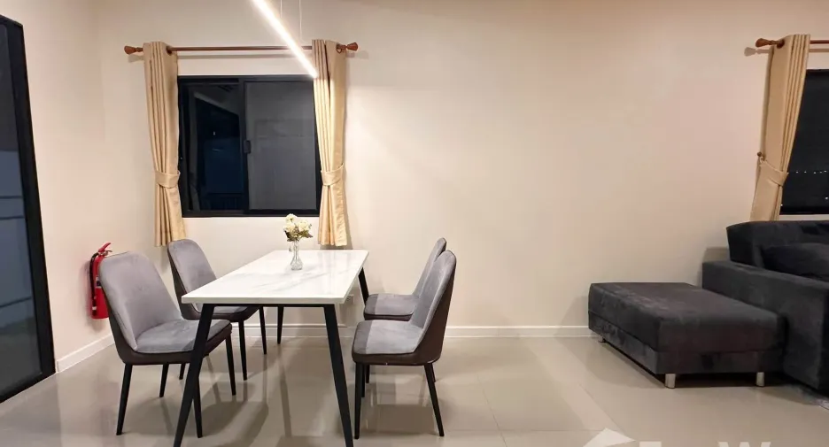 For rent 3 bedrooms house in Mueang Chiang Mai, Chiang Mai