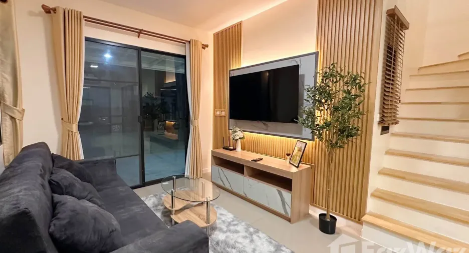For rent 3 bedrooms house in Mueang Chiang Mai, Chiang Mai
