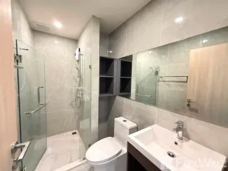 For rent 2 bedrooms condo in Huai Khwang, Bangkok