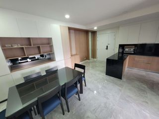 出租 2 卧室 公寓 在 Khlong Toei, 曼谷