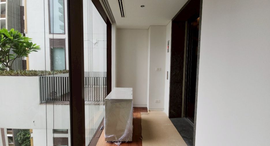 Wohnung zur Miete mit 2 Zimmer in Pathum Wan, Bangkok