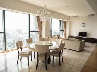 Condo en alquiler de 3 habitaciones en Sathon, Bangkok