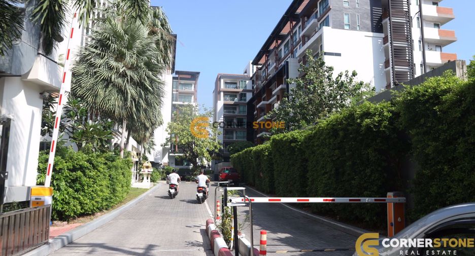For rent 2 bedrooms condo in Bang Lamung, Chonburi