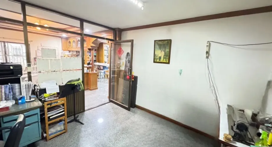 For sale 5 bedrooms house in Bang Khae, Bangkok