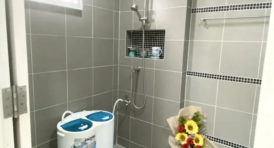 For sale and for rent 3 bedrooms townhouse in Mueang Pathum Thani, Pathum Thani