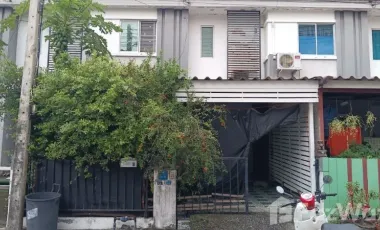 For sale 3 bedrooms townhouse in Lam Luk Ka, Pathum Thani