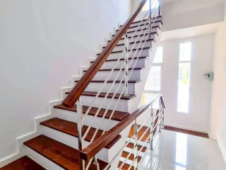Casa en venta y en alquiler de 3 habitaciones en Sam Phran, Nakhon Pathom