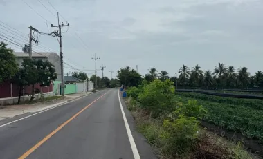 Terreno en venta en Krathum Baen, Samut Sakhon