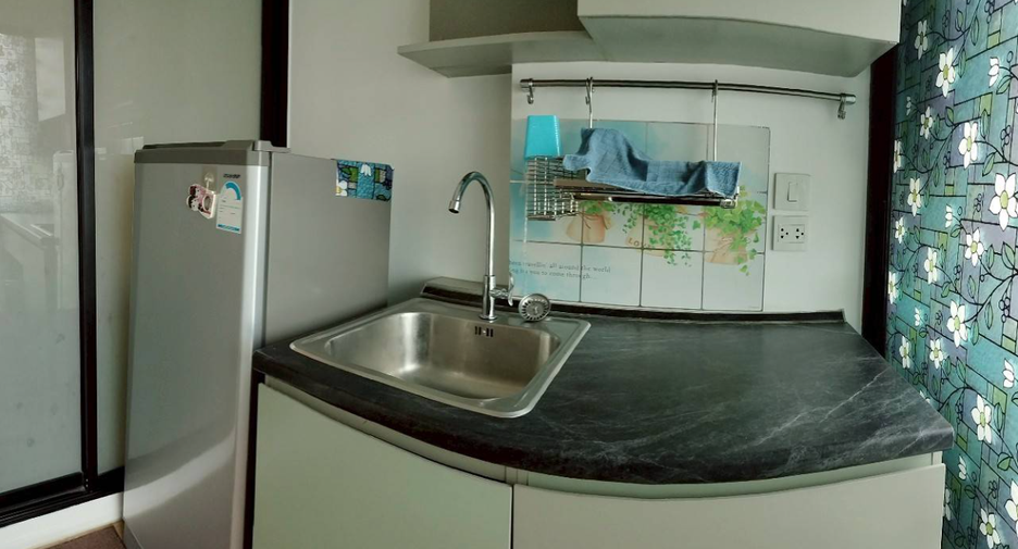 For sale 1 bed condo in Si Racha, Chonburi
