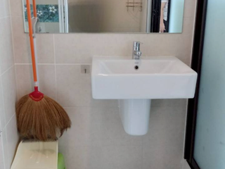 For sale 1 bed condo in Si Racha, Chonburi