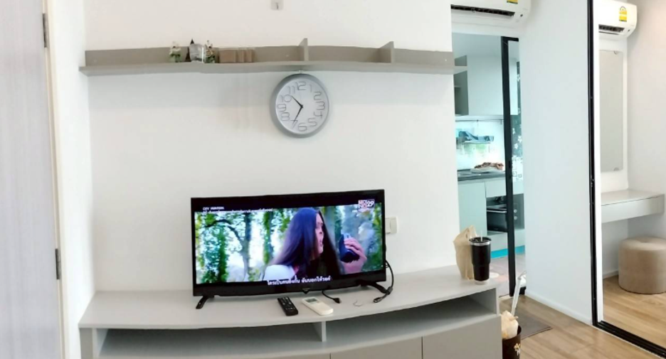 For sale 1 bed condo in Si Racha, Chonburi
