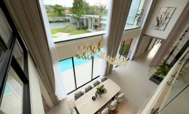 Villa en venta de 5 habitaciones en Bang Lamung, Chonburi
