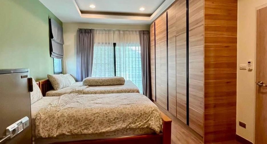À vendre 3 chambres maison à Si Racha, Chonburi