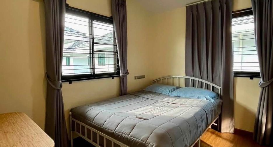 À vendre 3 chambres maison à Si Racha, Chonburi