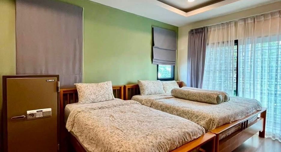 À vendre 3 chambres maison à Si Racha, Chonburi