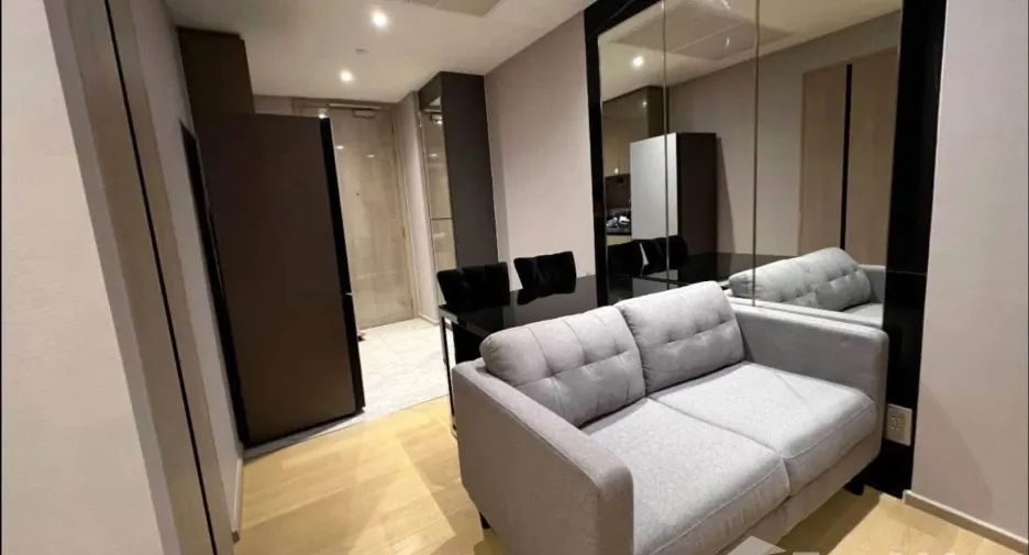 À louer 1 chambre condo à Huai Khwang, Bangkok