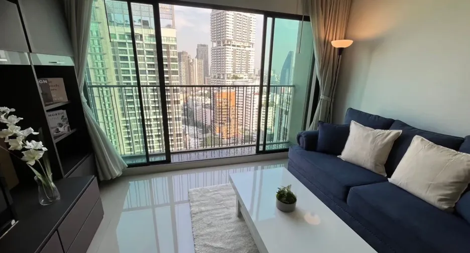 For sale 1 bed condo in Khlong Toei, Bangkok