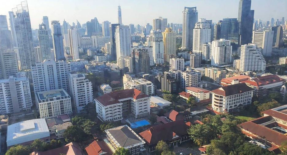 For sale 1 bed condo in Watthana, Bangkok