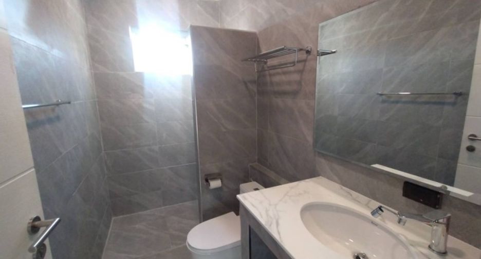 For sale 4 bedrooms house in Bang Lamung, Chonburi