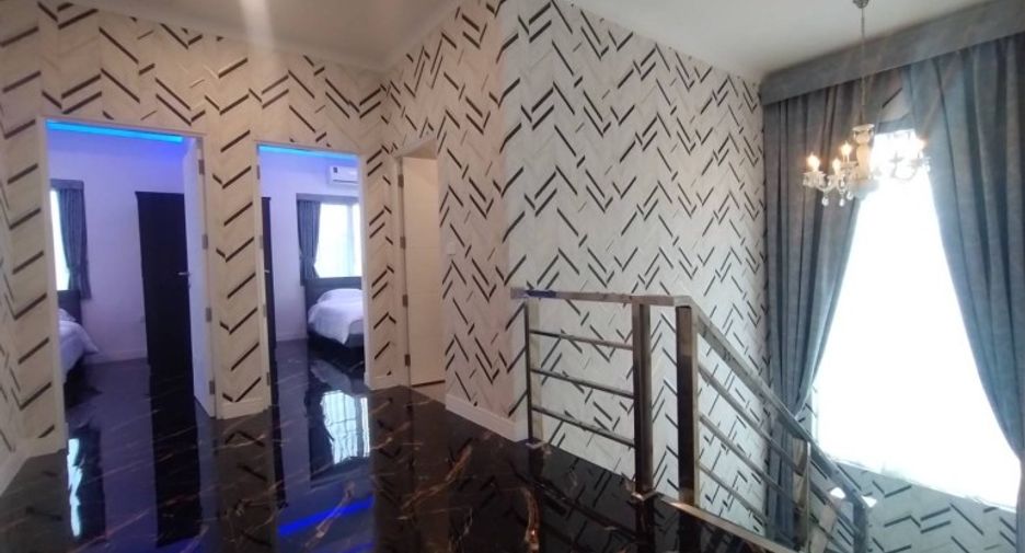 For sale 4 bedrooms house in Bang Lamung, Chonburi