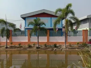 For rent warehouse in Lat Lum Kaeo, Pathum Thani