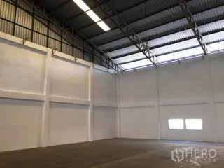 Almacén en alquiler en Bang Sao Thong, Samut Prakan