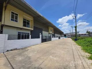 Almacén en alquiler y en venta en Mueang Samut Sakhon, Samut Sakhon