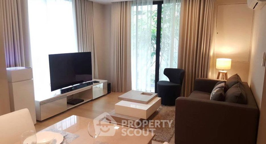 For rent 2 bedrooms condo in Khlong Toei, Bangkok