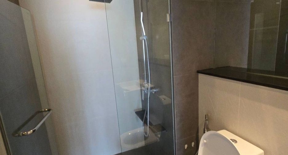 For sale 1 bed condo in Khlong San, Bangkok