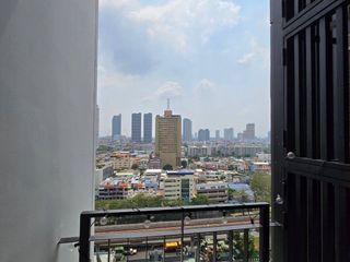 出售 1 卧室 公寓 在 Khlong San, 曼谷