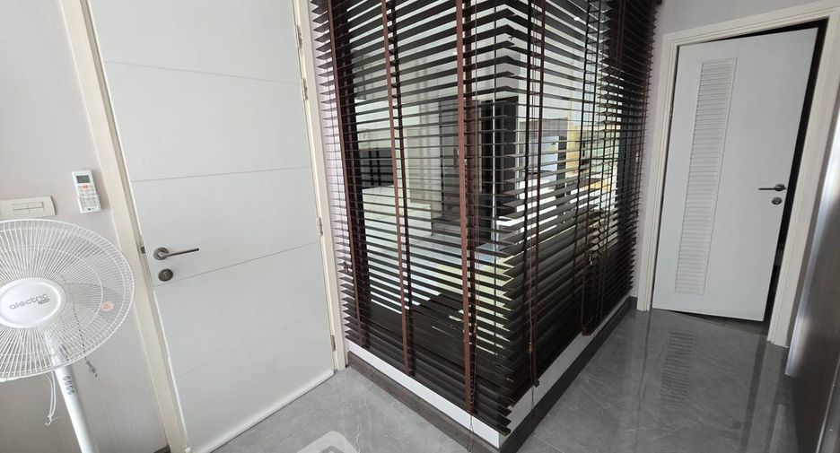 For sale 1 bed condo in Khlong San, Bangkok