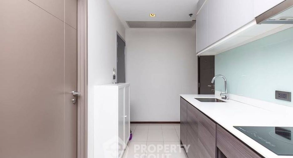 For rent 1 bed condo in Watthana, Bangkok