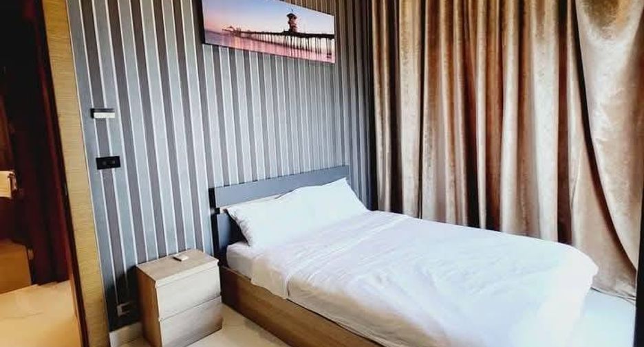 Condo en alquiler de 4 habitaciones en Watthana, Bangkok