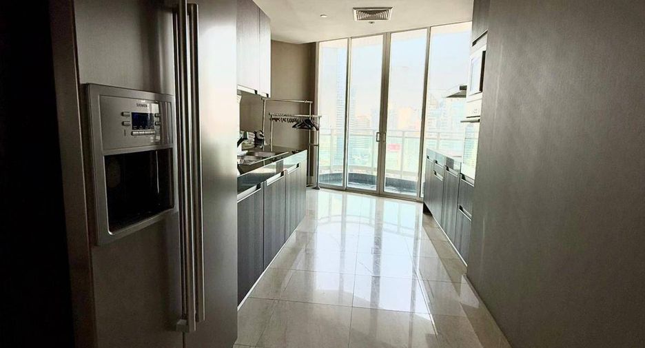 À vendre 3 chambres condo à Sathon, Bangkok