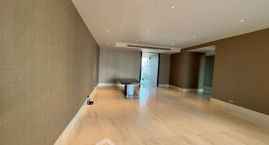À vendre 3 chambres condo à Sathon, Bangkok