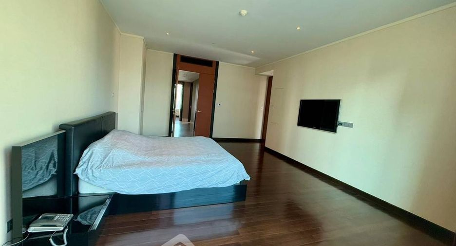 À vendre 3 chambres condo à Sathon, Bangkok