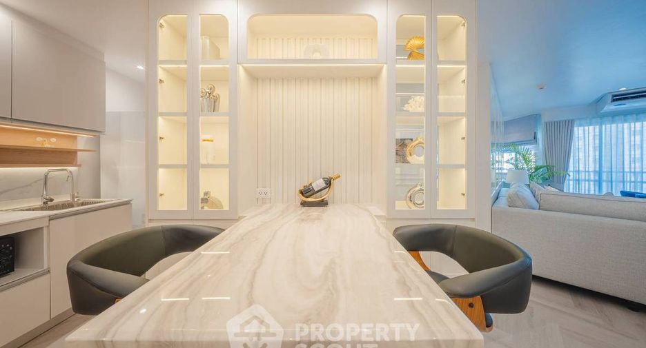 For sale 2 bedrooms condo in Yan Nawa, Bangkok
