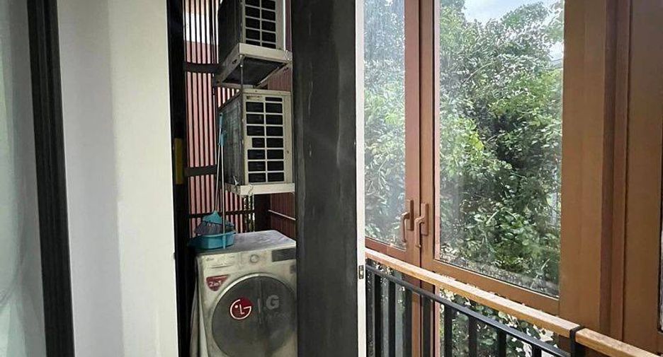 For sale 1 bed condo in Suan Luang, Bangkok