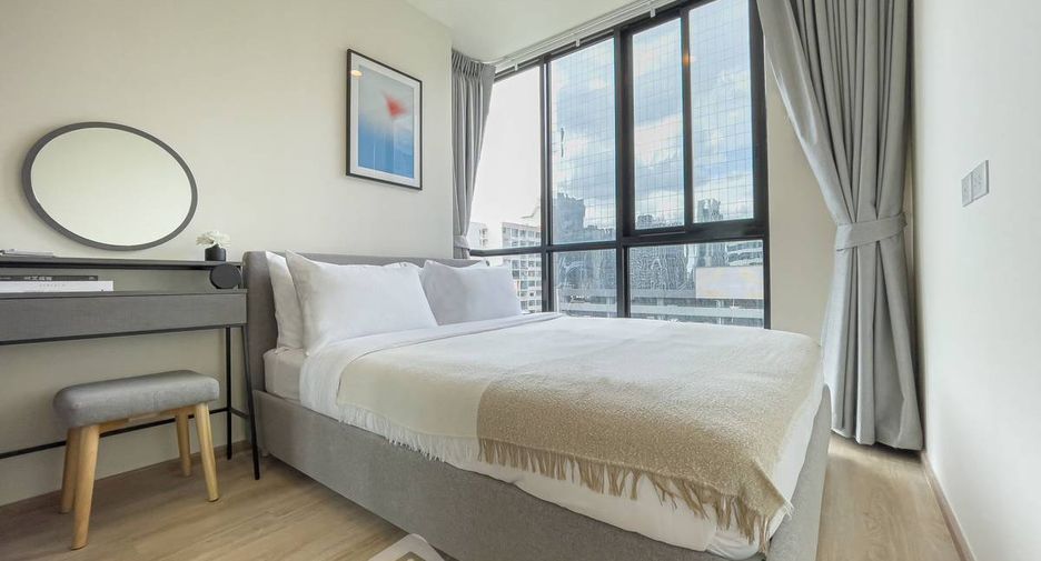 For sale 2 bedrooms condo in Huai Khwang, Bangkok