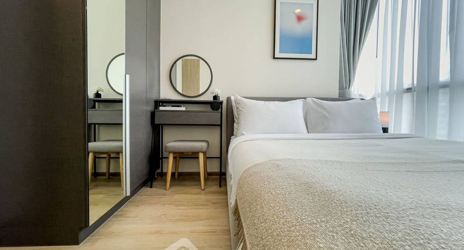 For sale 2 bedrooms condo in Huai Khwang, Bangkok