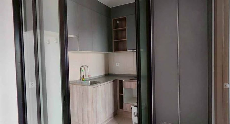 For sale 2 bedrooms condo in Bang Sue, Bangkok