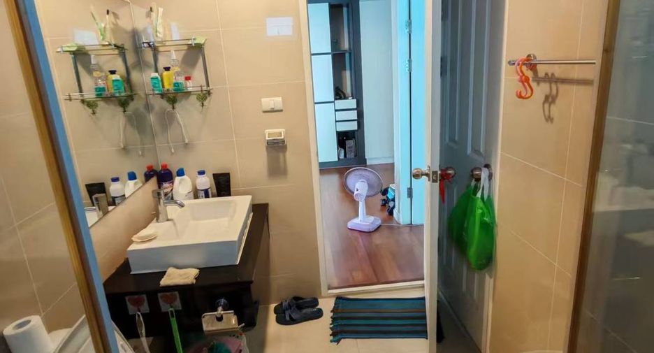 Wohnung zur Miete und zum Kauf mit 2 Zimmer in Huai Khwang, Bangkok