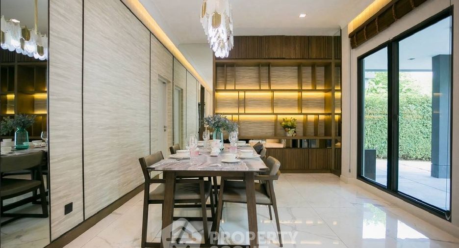 For rent and for sale 3 bedrooms house in Wang Thonglang, Bangkok