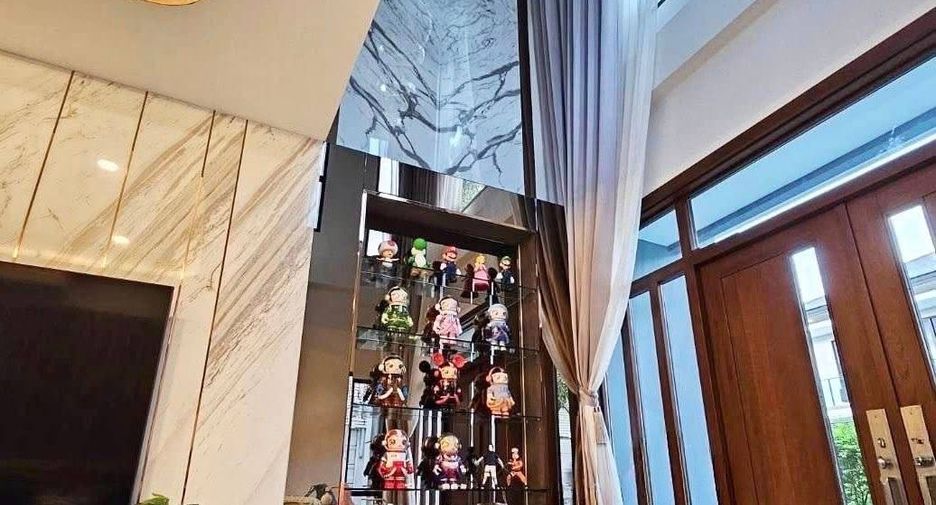 For rent そして for sale 4 ベッドルーム house in Wang Thonglang, Bangkok