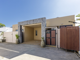 Villa zum Kauf mit 2 Zimmer in Mueang Phuket, Phuket