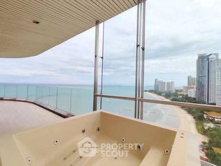 For sale 4 bedrooms condo in Bang Lamung, Chonburi