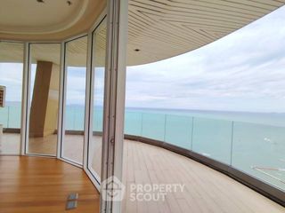 For sale 4 bedrooms condo in Bang Lamung, Chonburi