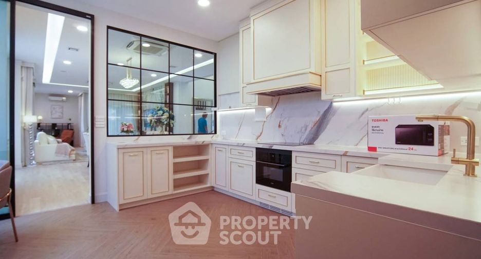 Casa en venta de 4 habitaciones en Saphan Sung, Bangkok