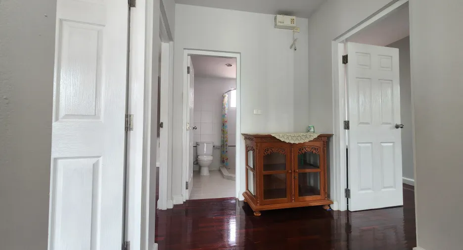 À louer 3 chambres maison à Mueang Phuket, Phuket